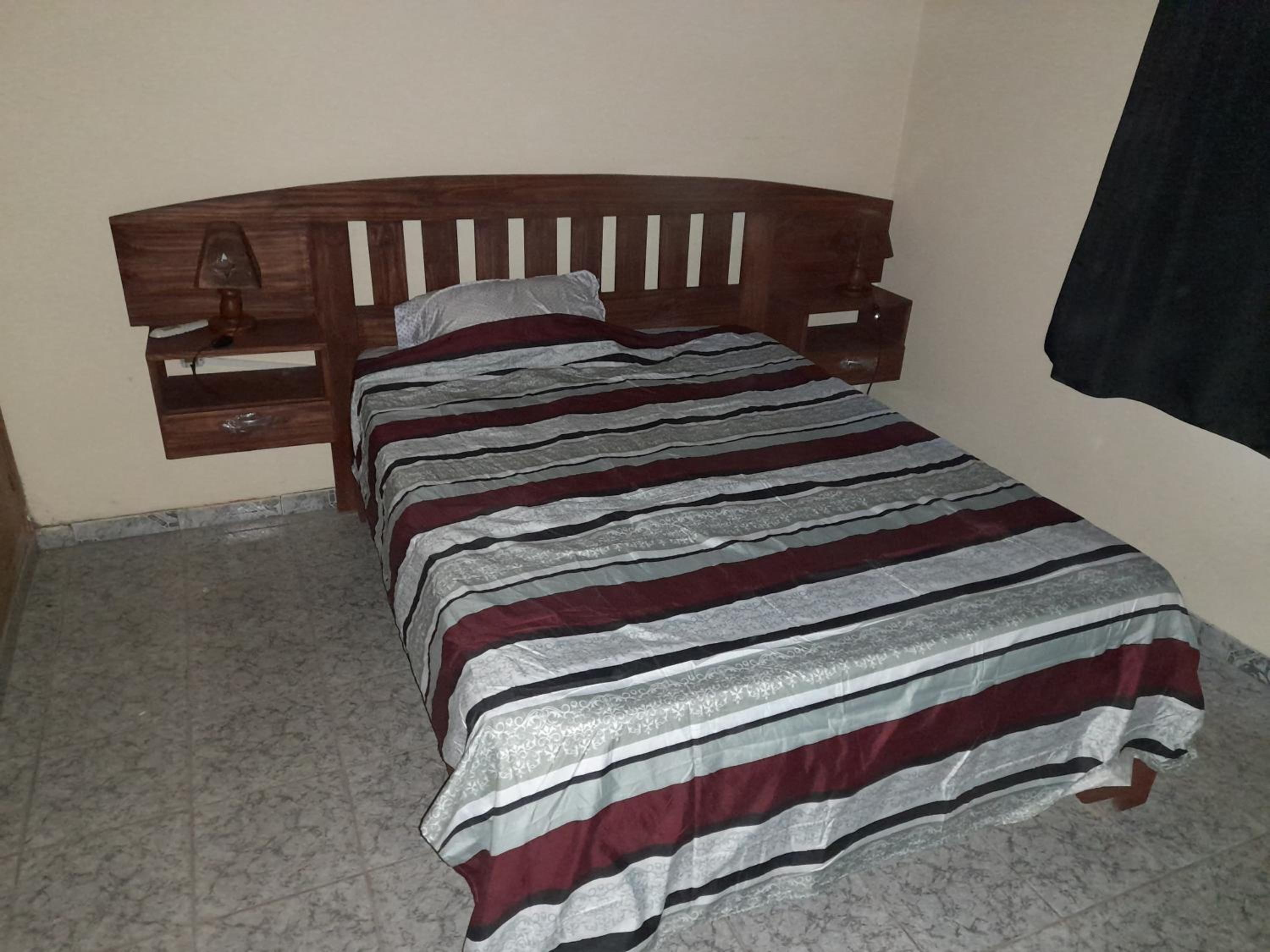 LA COLMENA