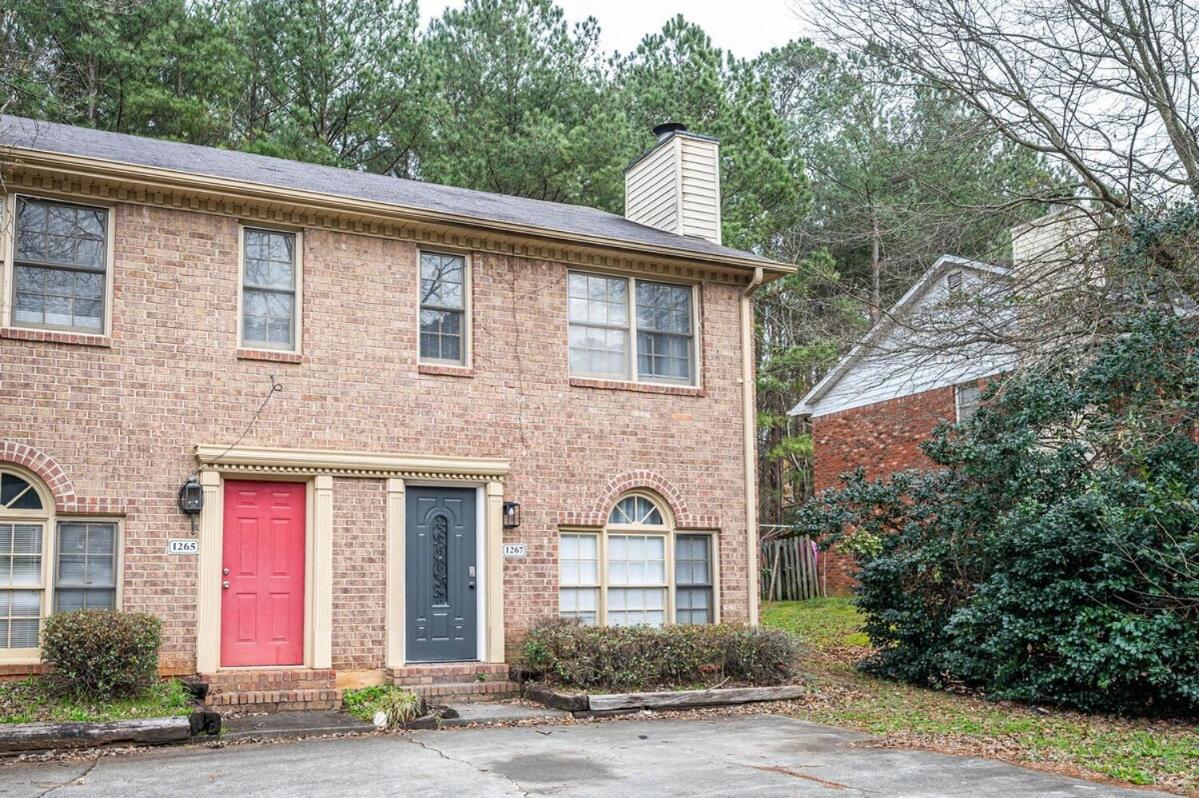 NEW ENTIRE PLACE Cozy QUIET 2B2B TOWNHOUSE SP1267