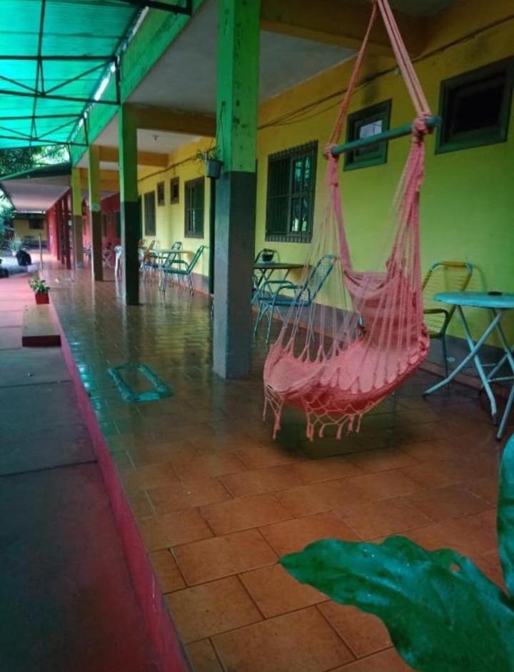 Hotel y Residencial Amigos