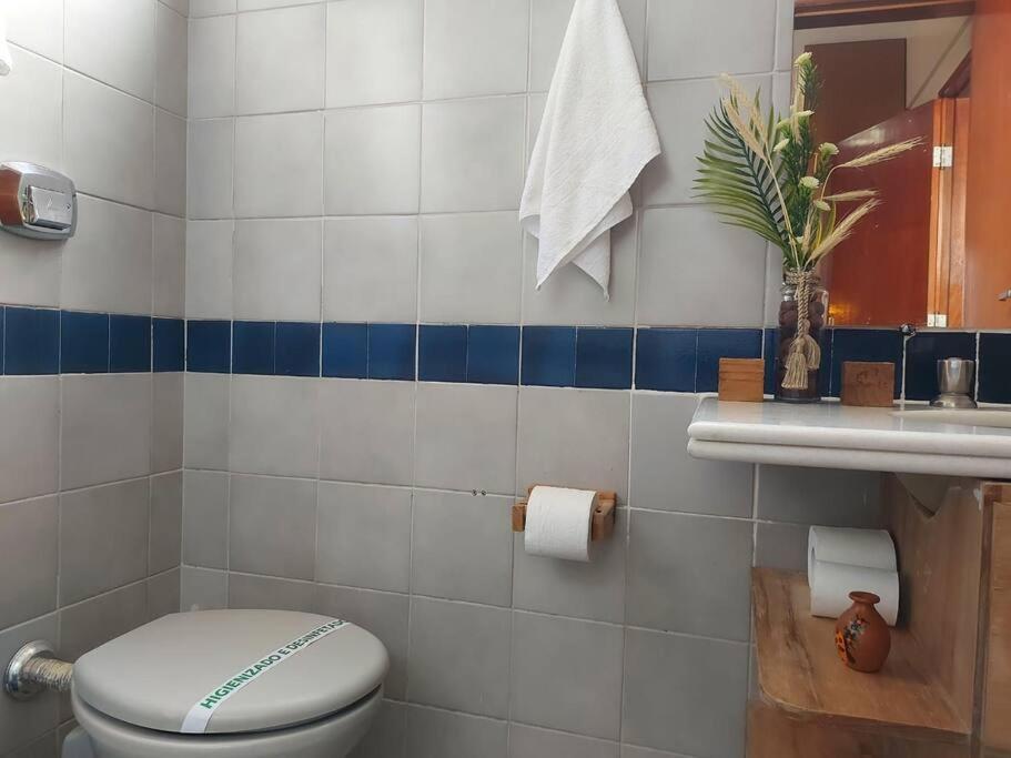 Aconchegante flat 1Q Prox a Praça Cívica ll BX01H