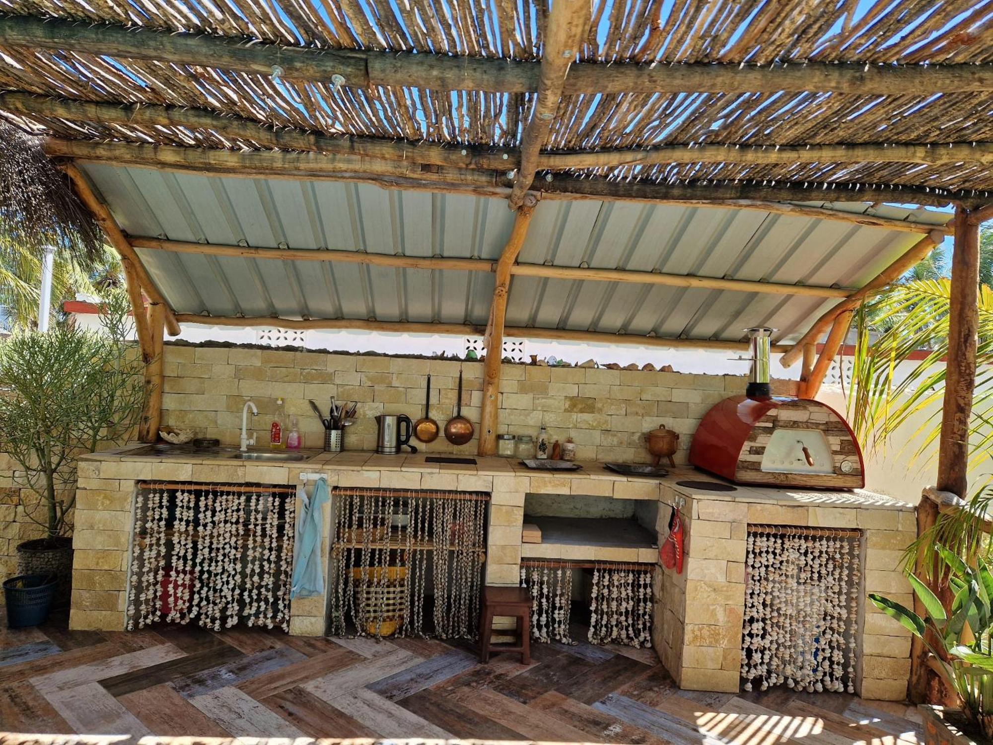 la maison rouge view 2