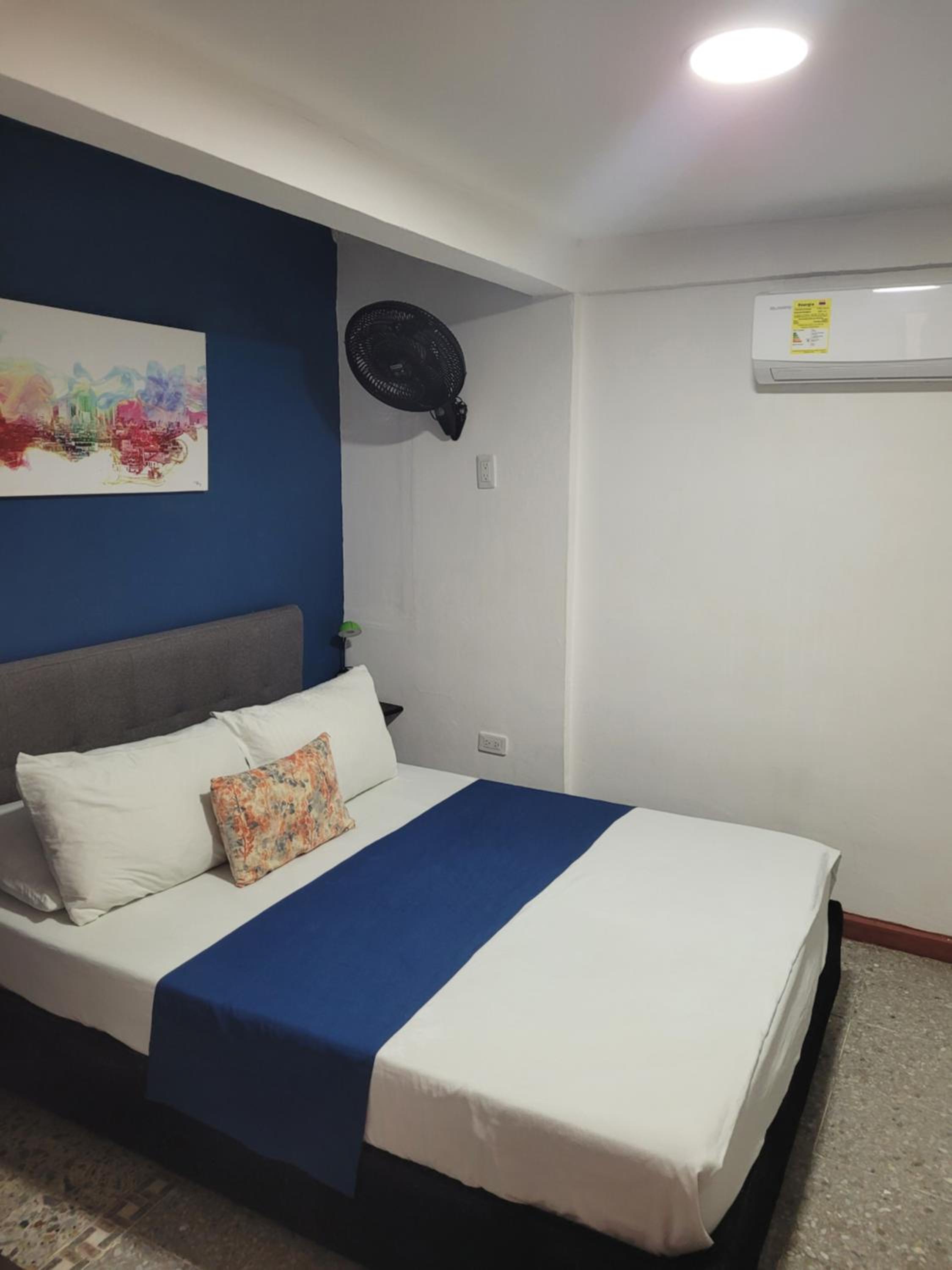 Costana - Hostal view 3