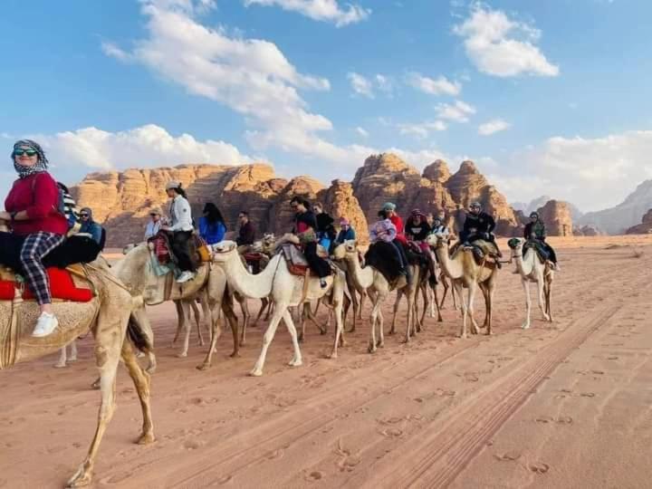 Al Raha Luxury Camp