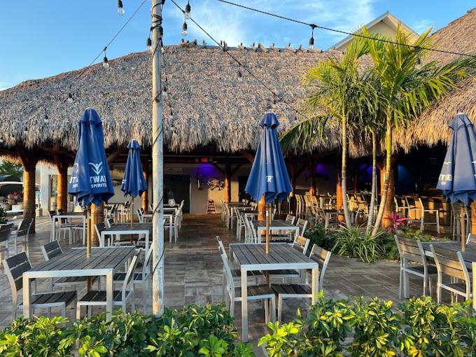 Cape Crossing Resort & Marina