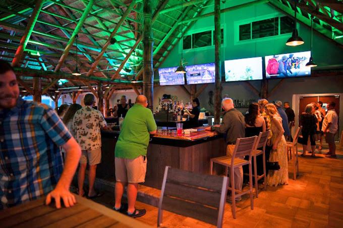 Cape Crossing Resort & Marina