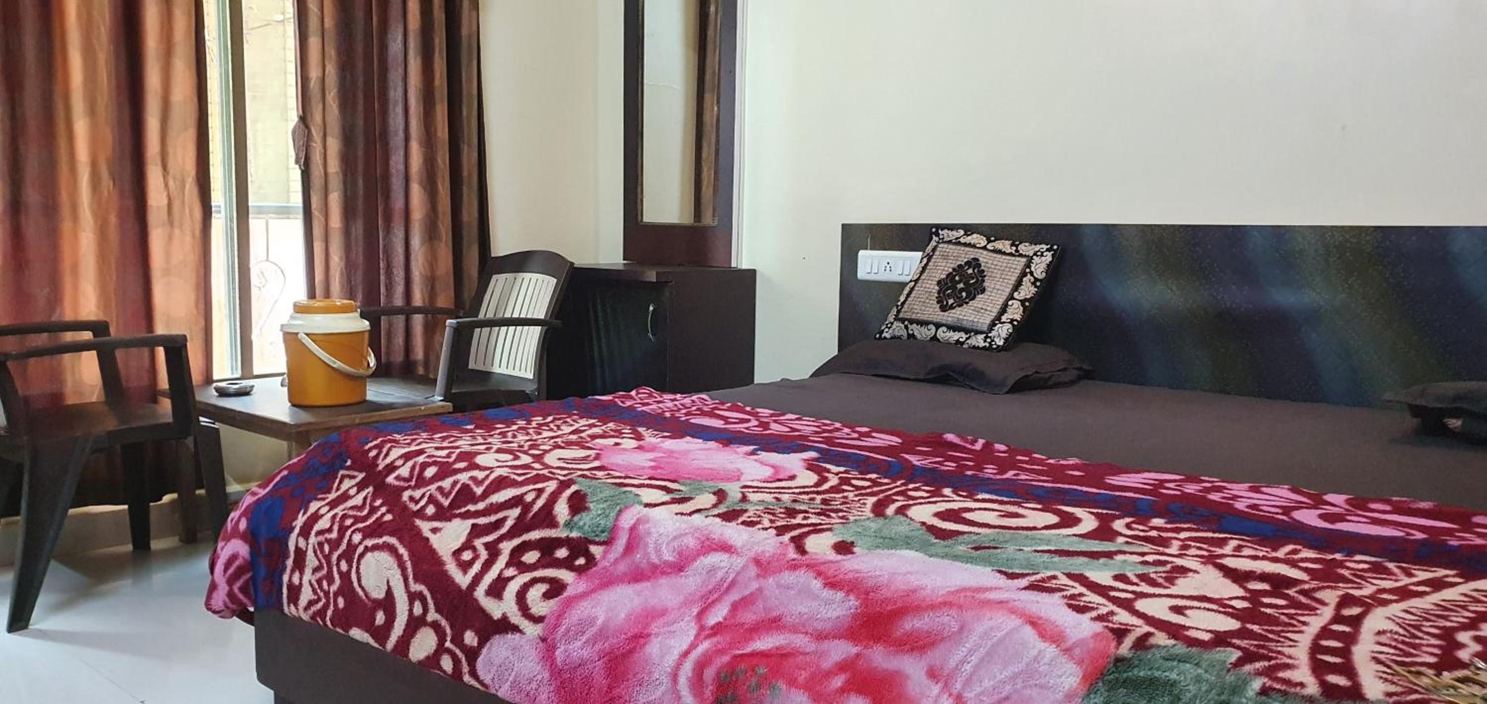 Hiral residency