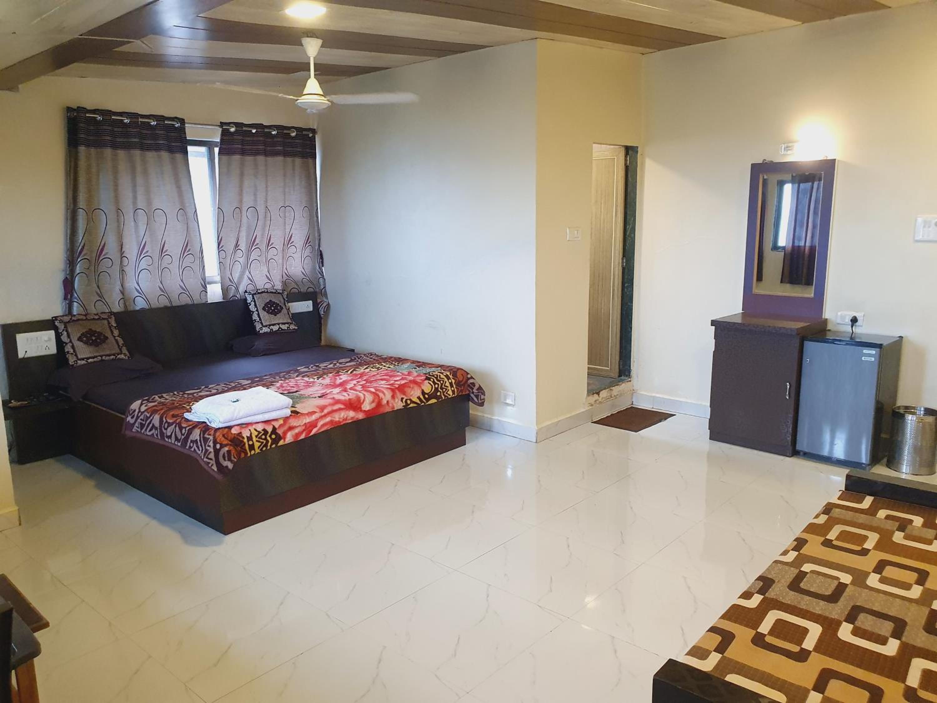 Hiral residency