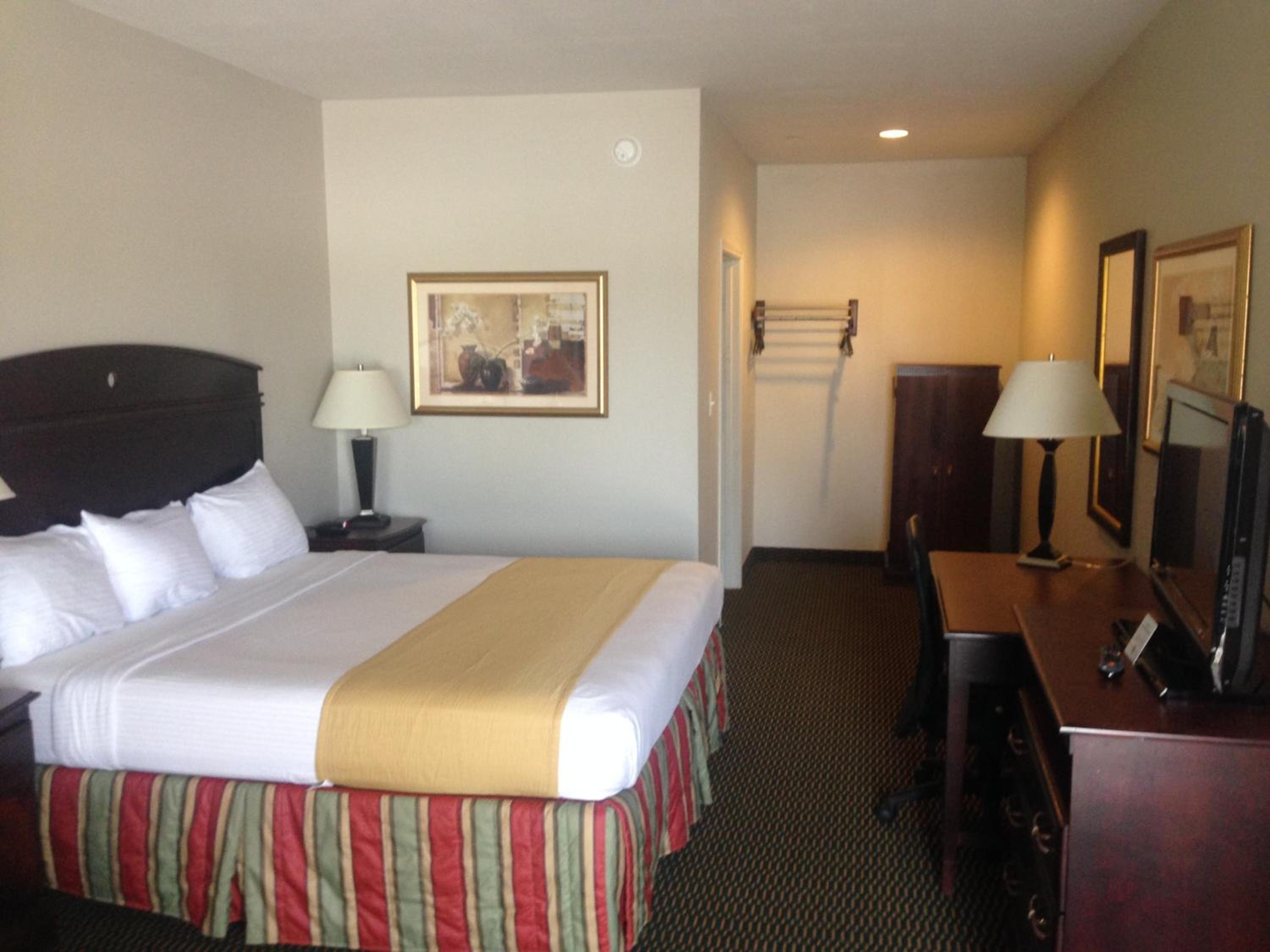 Express Inn - Property Image 11
