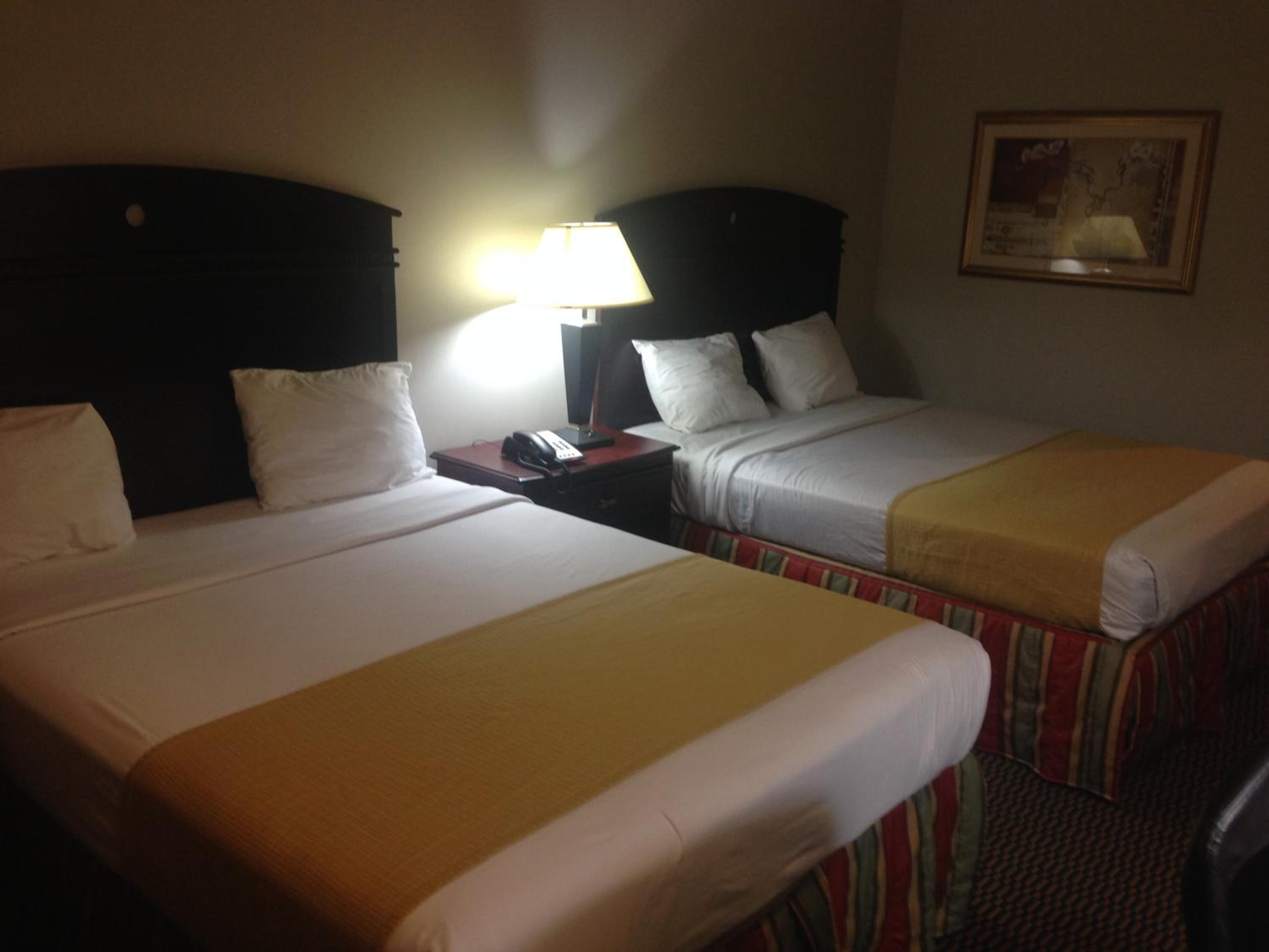 Express Inn - Property Image 6