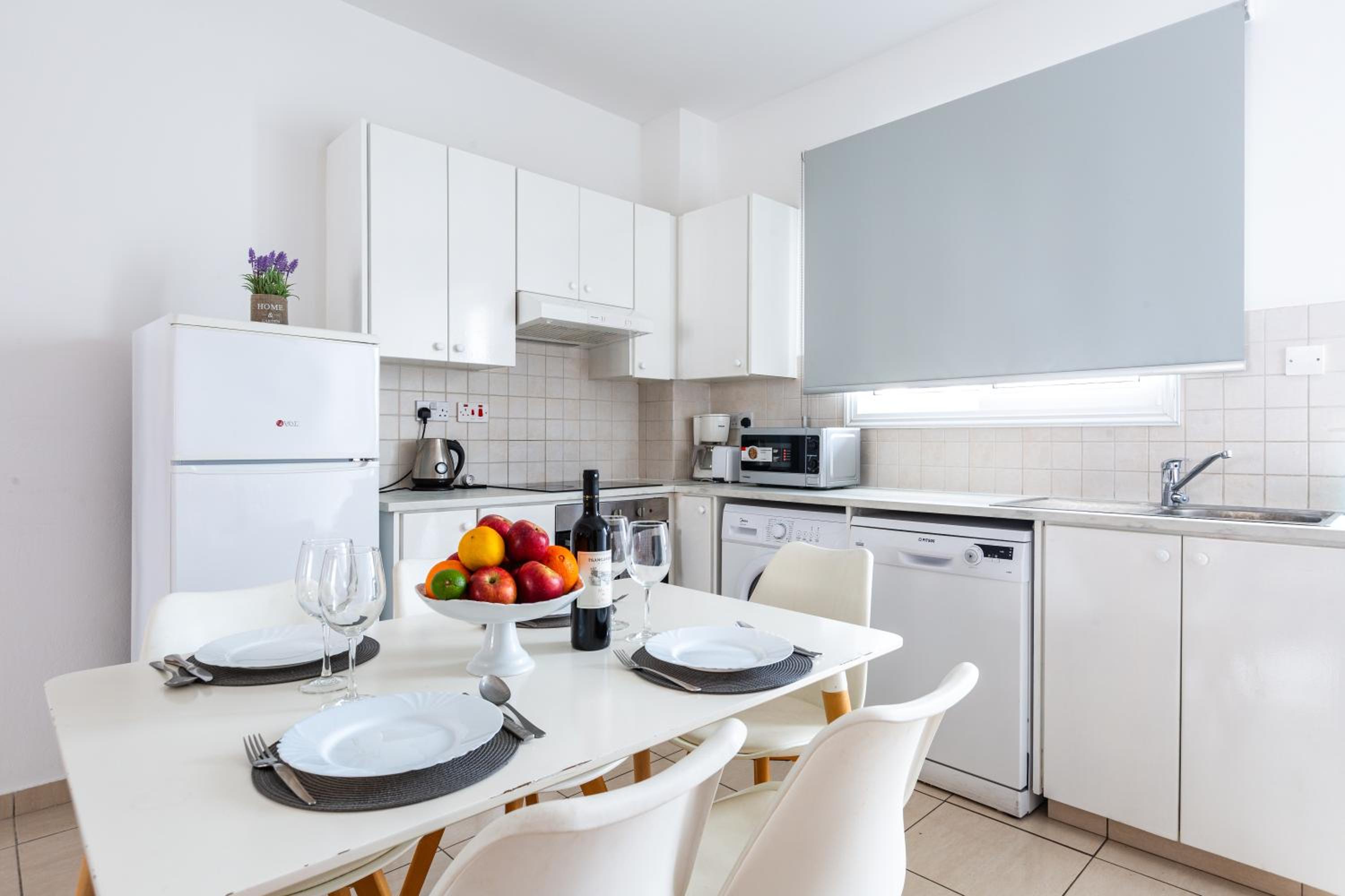 Beautiful 2 bed apartment in Paphos Cyprus