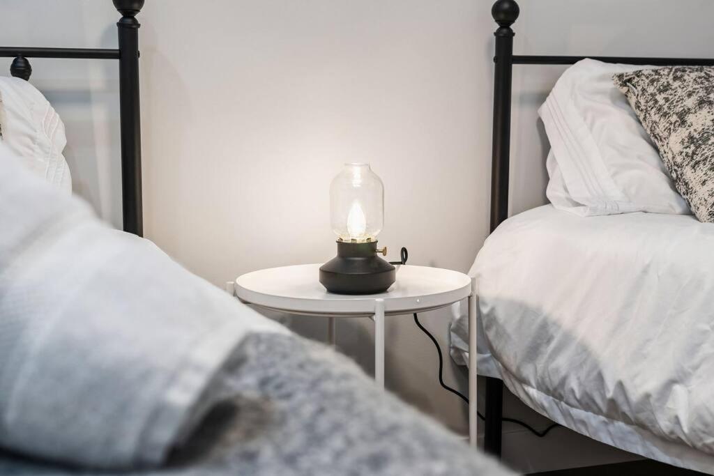 Stylish Suite-NearWEM-4 Bed-Central