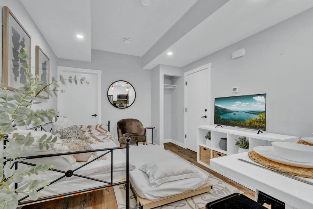 Stylish Suite-NearWEM-4 Bed-Central
