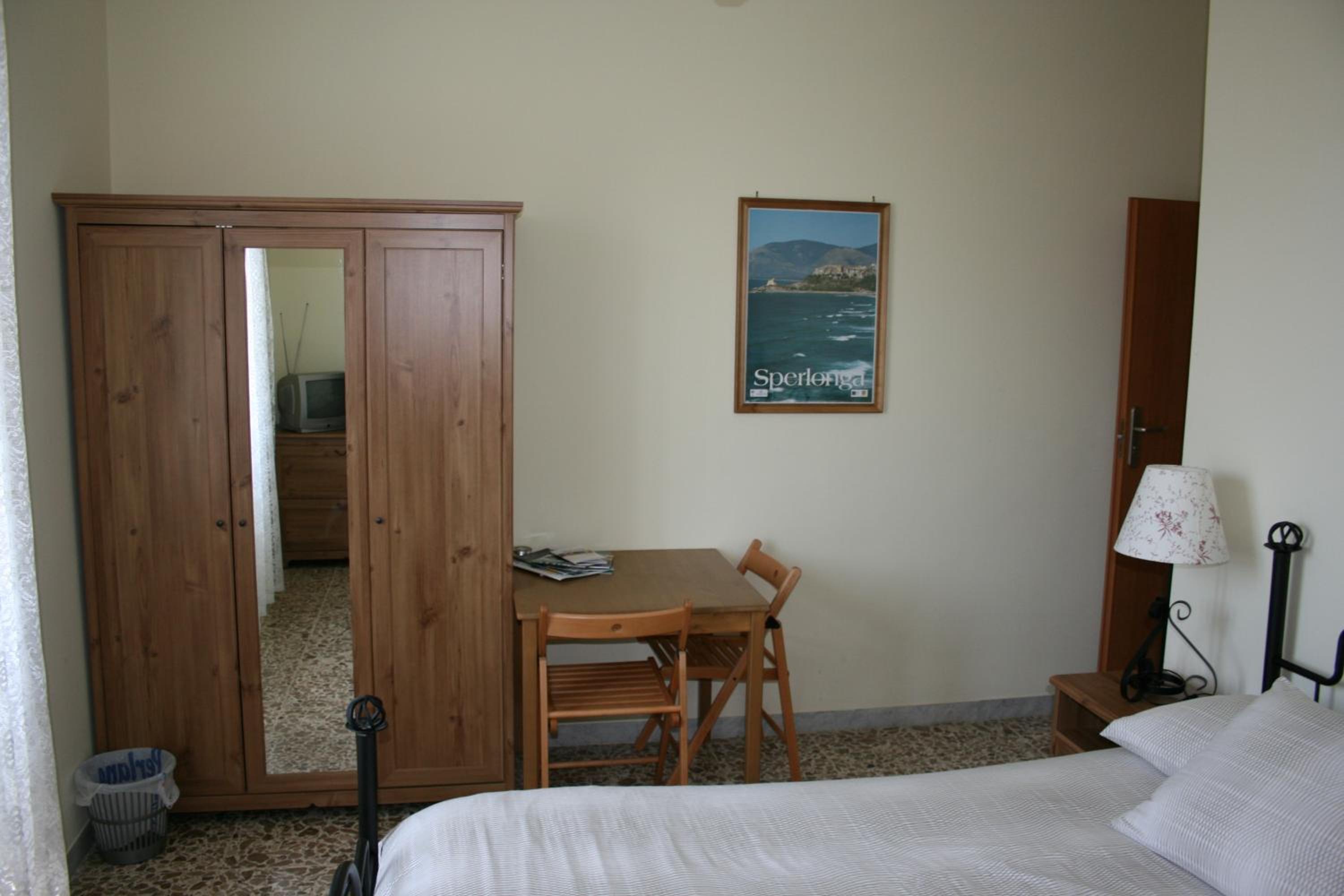 Photo 40