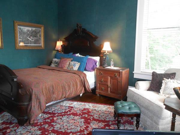 Belle Oaks Inn