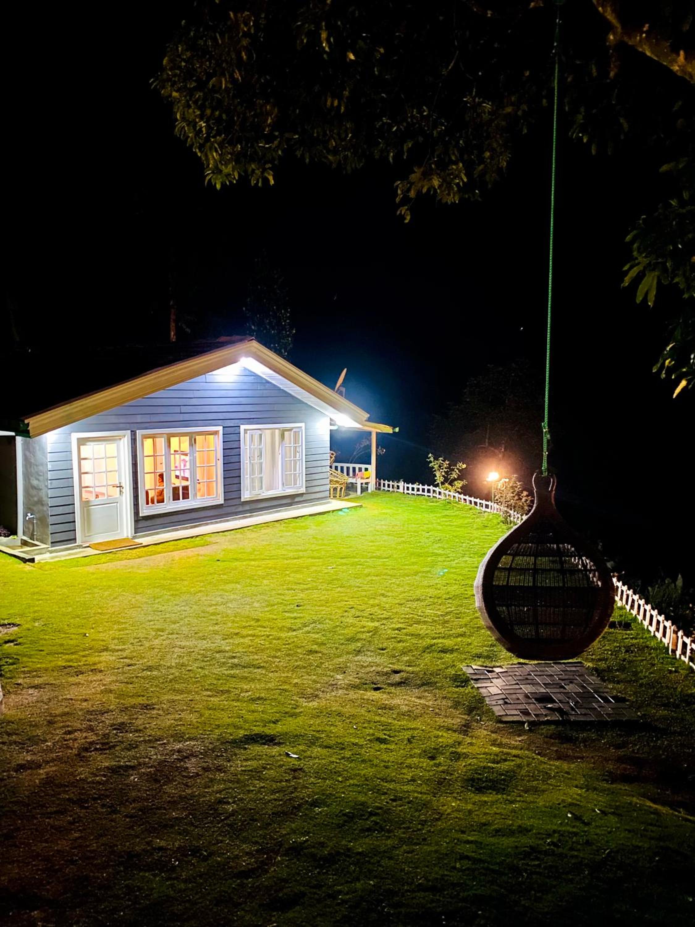 Jayawardane’s Bungalow in Mandaramnuwara