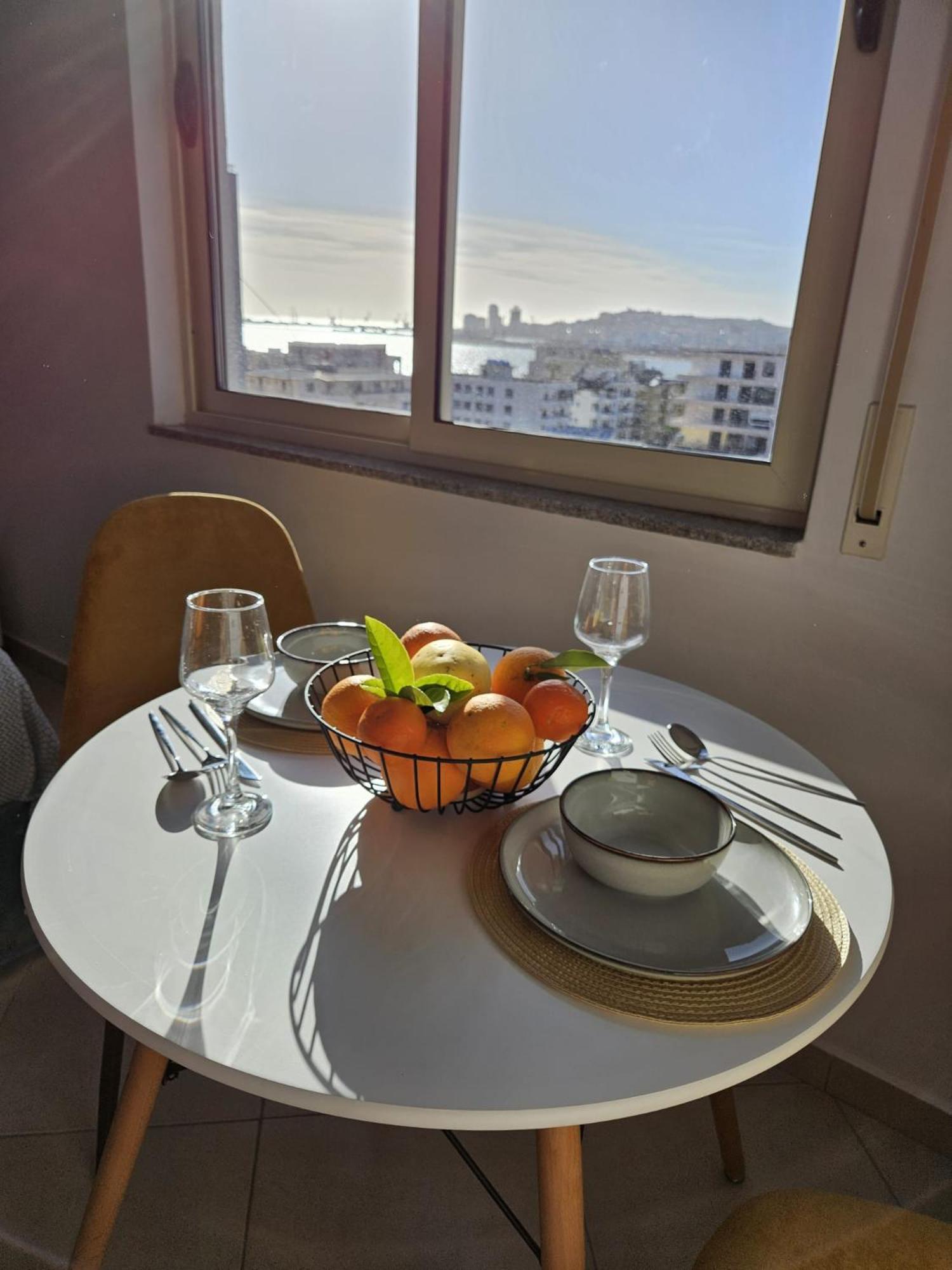 Laguna Apartment