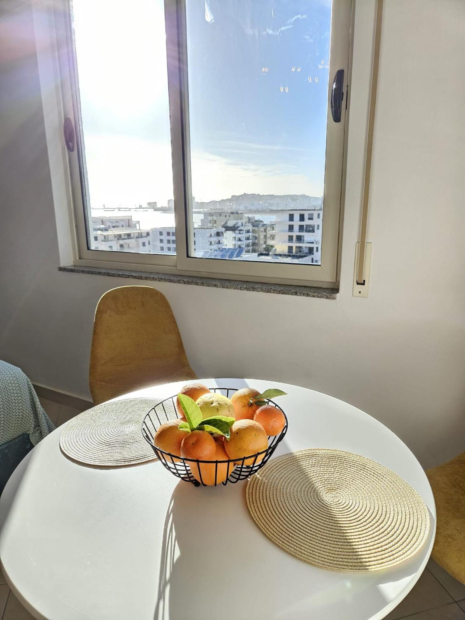 Laguna Apartment