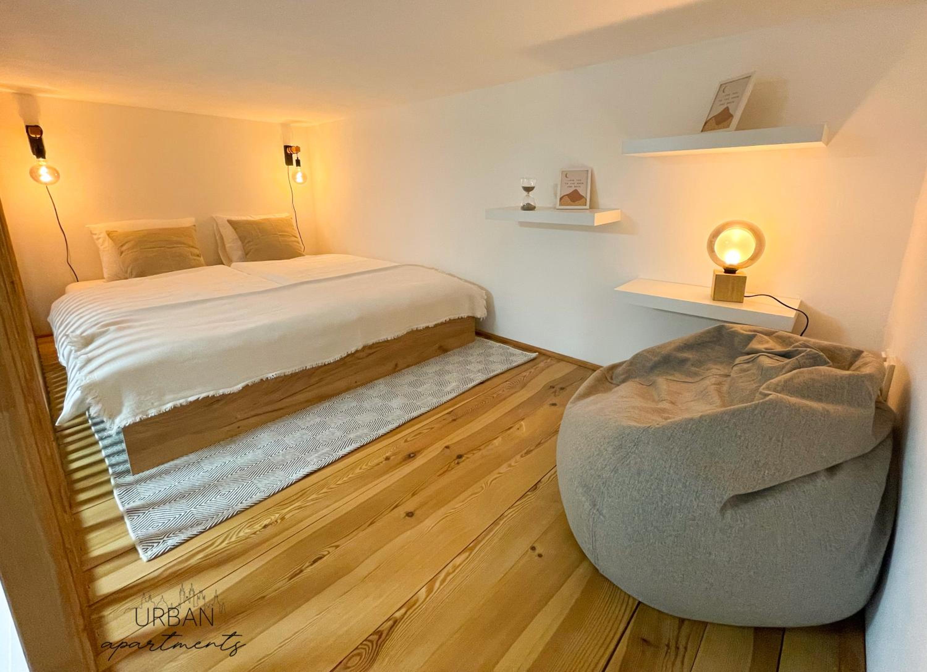 Loft Maniny by Urban Apartments