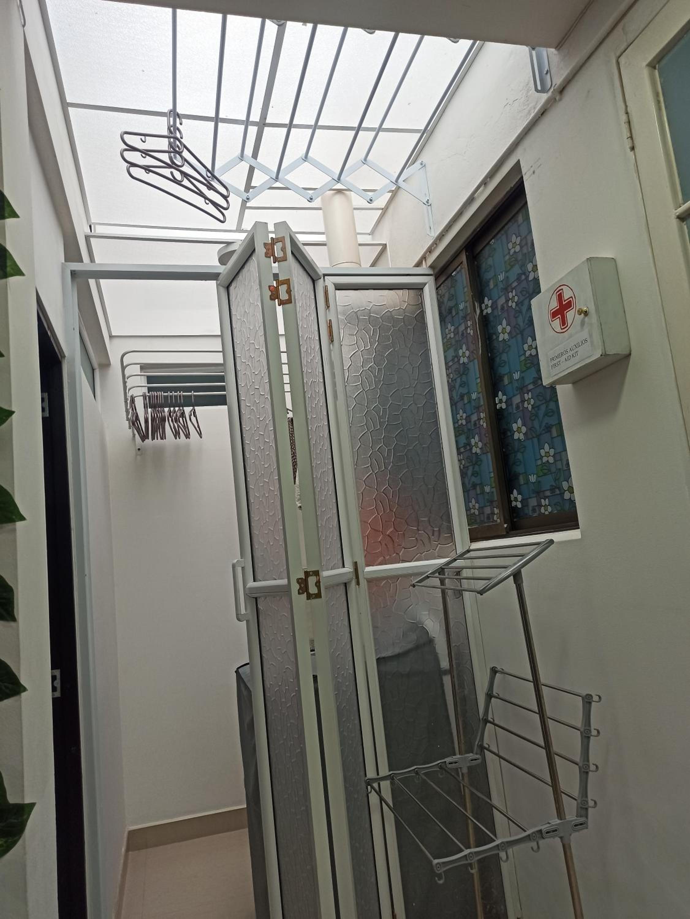 Apartamento completo cerca a embajada 1