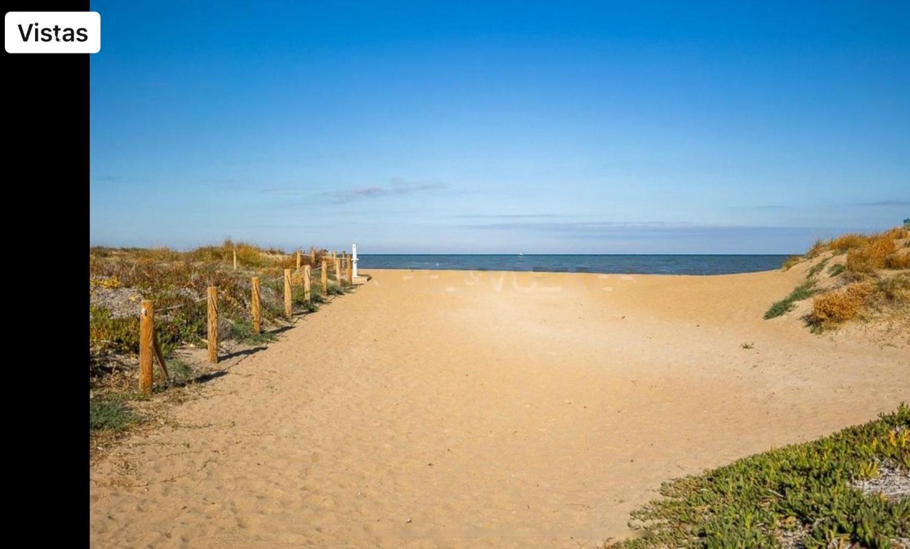 PRECIOSO APARTAMENTO JUNTO A PLAYA EN DENIA