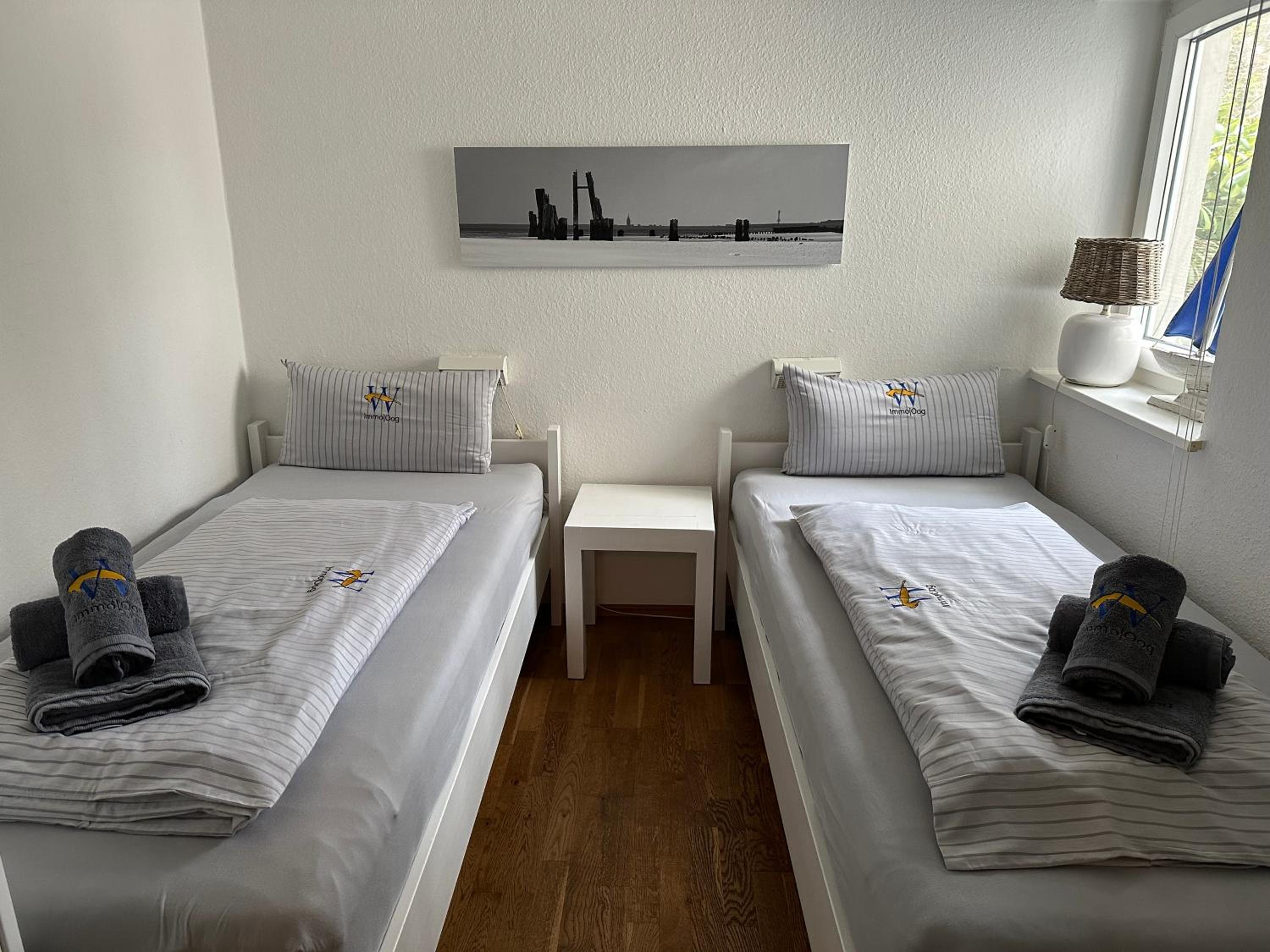 WangerRose - Familienwohnung für Groß und Klein und Hundefreunde view 3