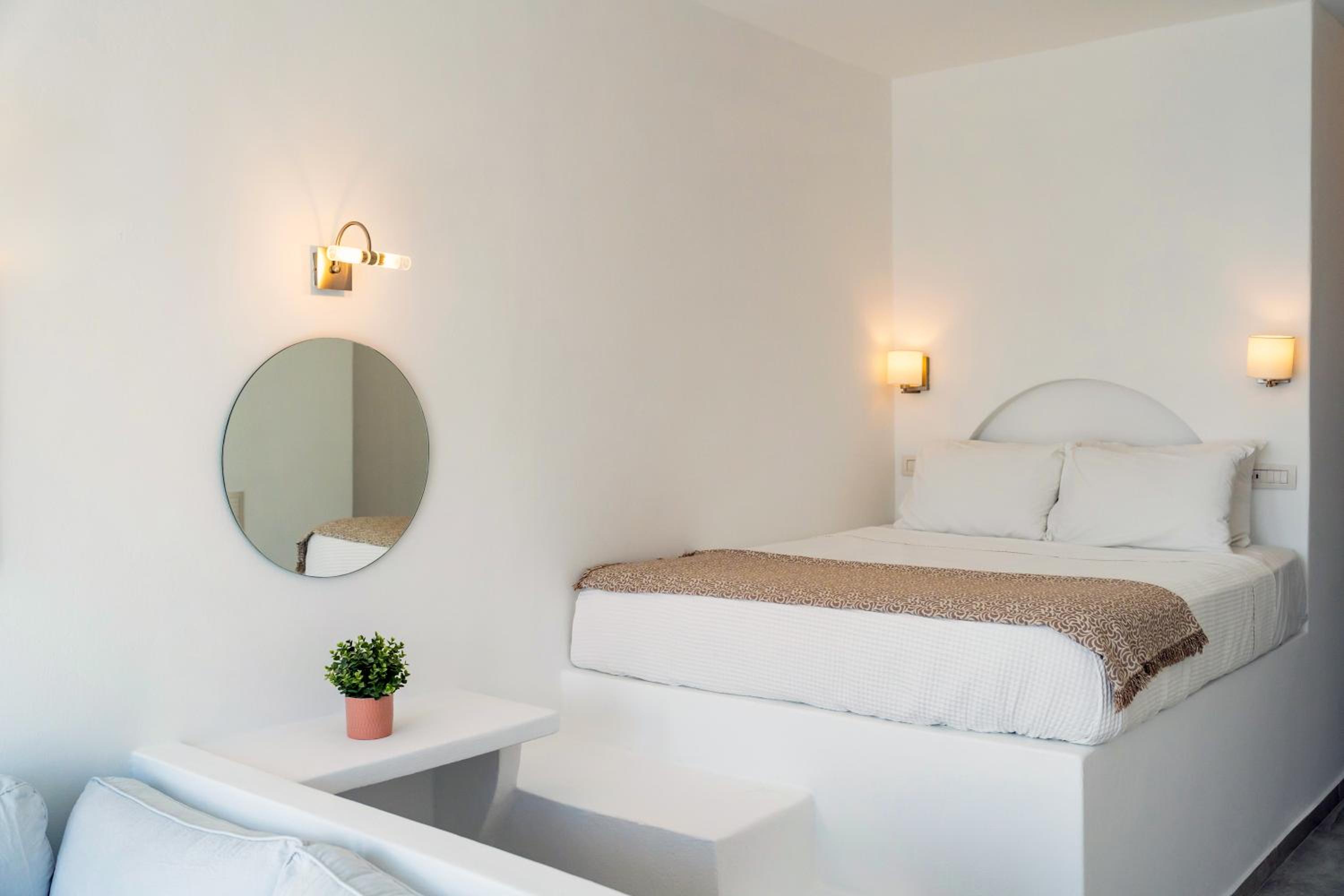 Enalion White Suites Oia photo 2