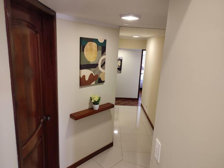 Apartamento Tranquilo y Espacioso cerca de Quito