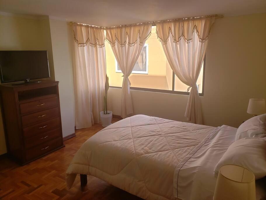 Apartamento Tranquilo y Espacioso cerca de Quito