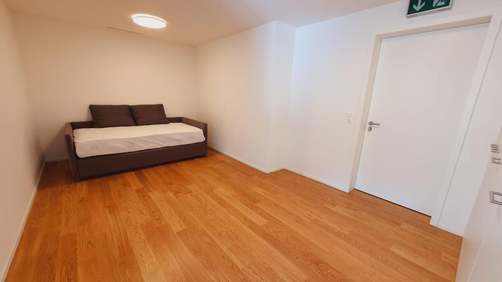Wollishofen Station 2 bedroom Luxury Apartment