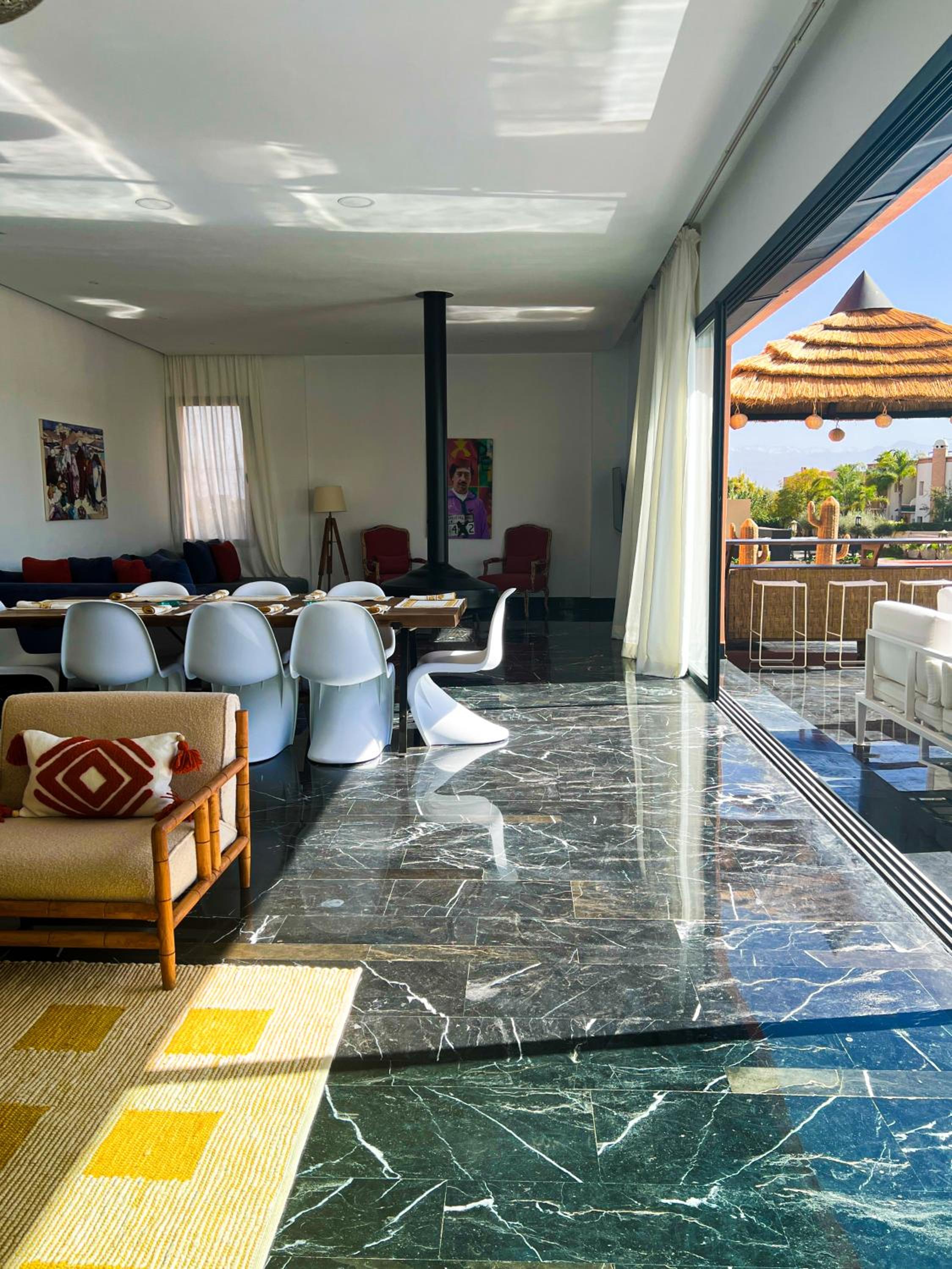 lounge