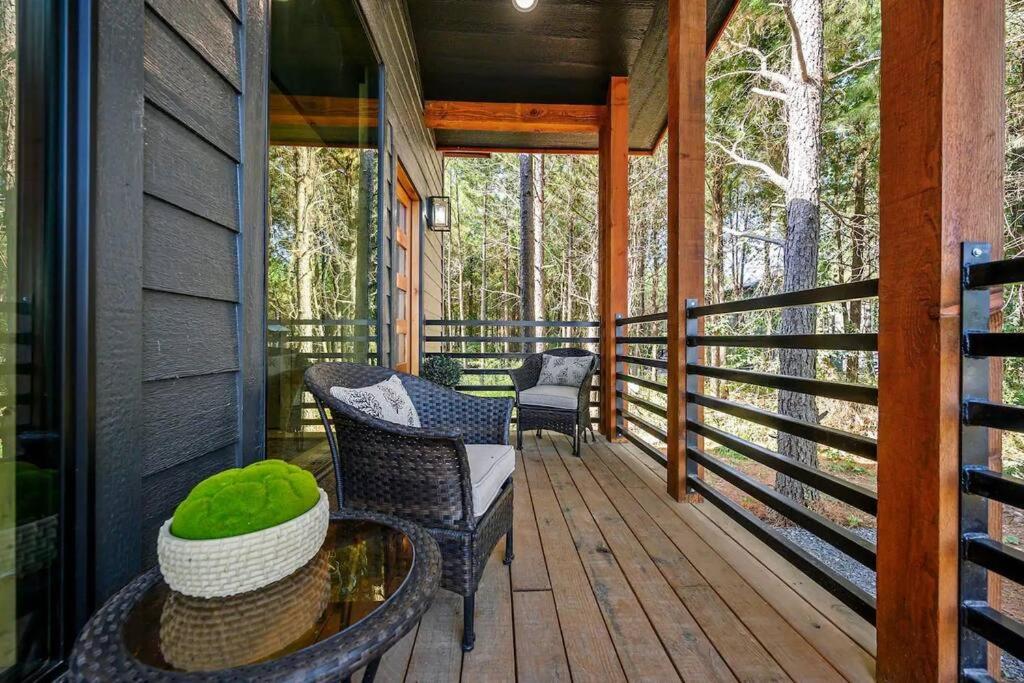 282 Timbuktu Cabin view 5