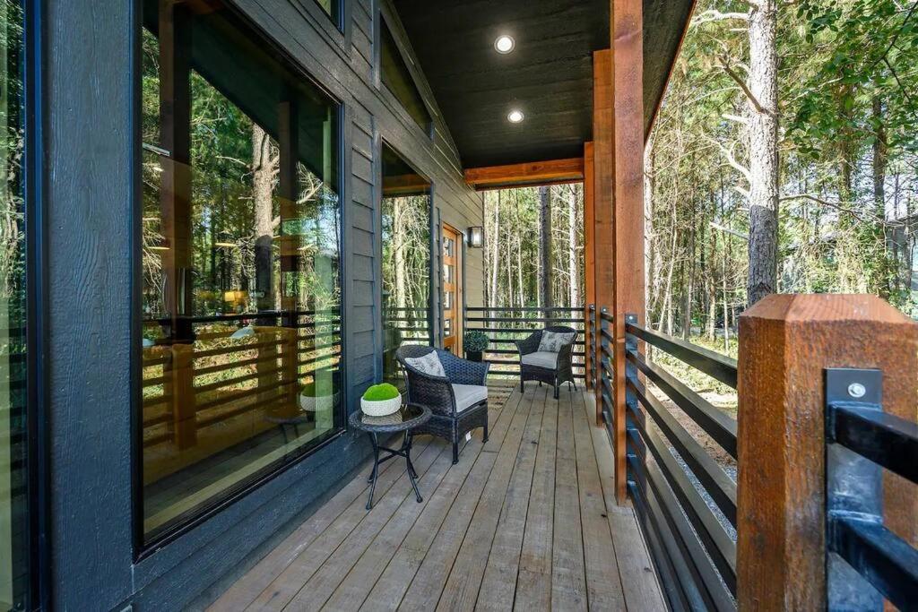 282 Timbuktu Cabin view 4