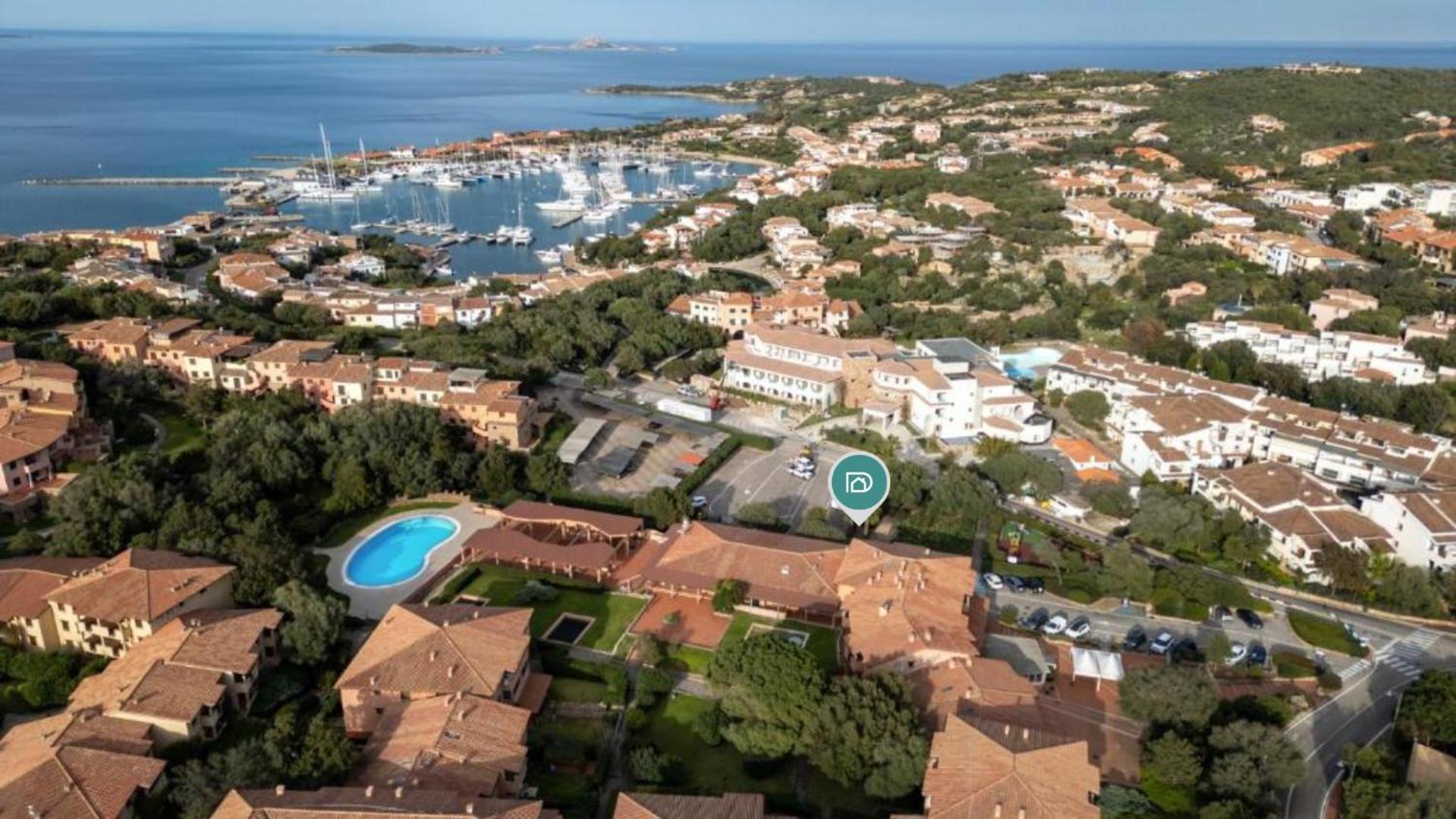 Hotel [PORTO ROTONDO]Comfort in Centro con Piscina, A/C - Image 1