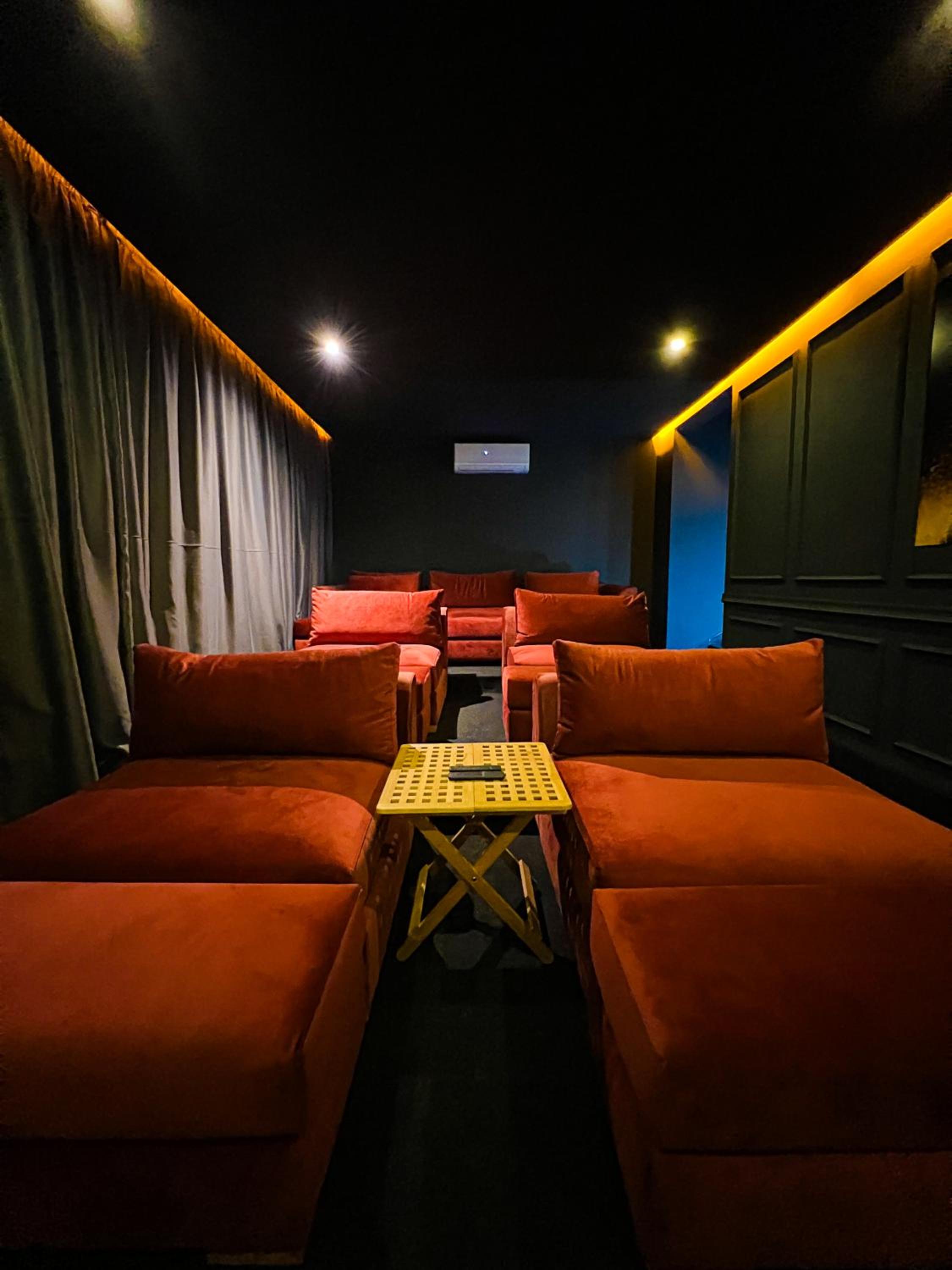 lounge