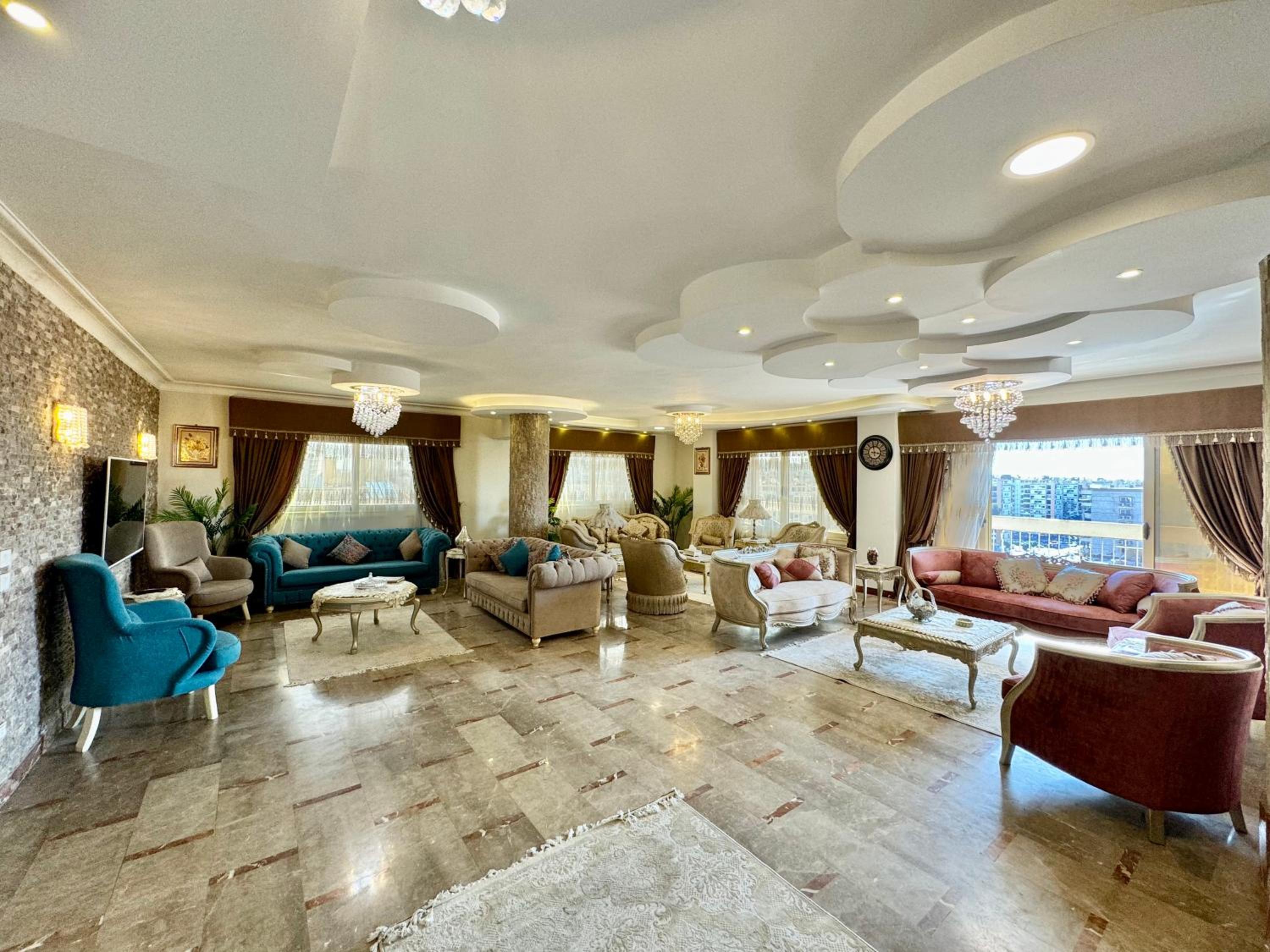 3BRS spacious apt, Nasr city