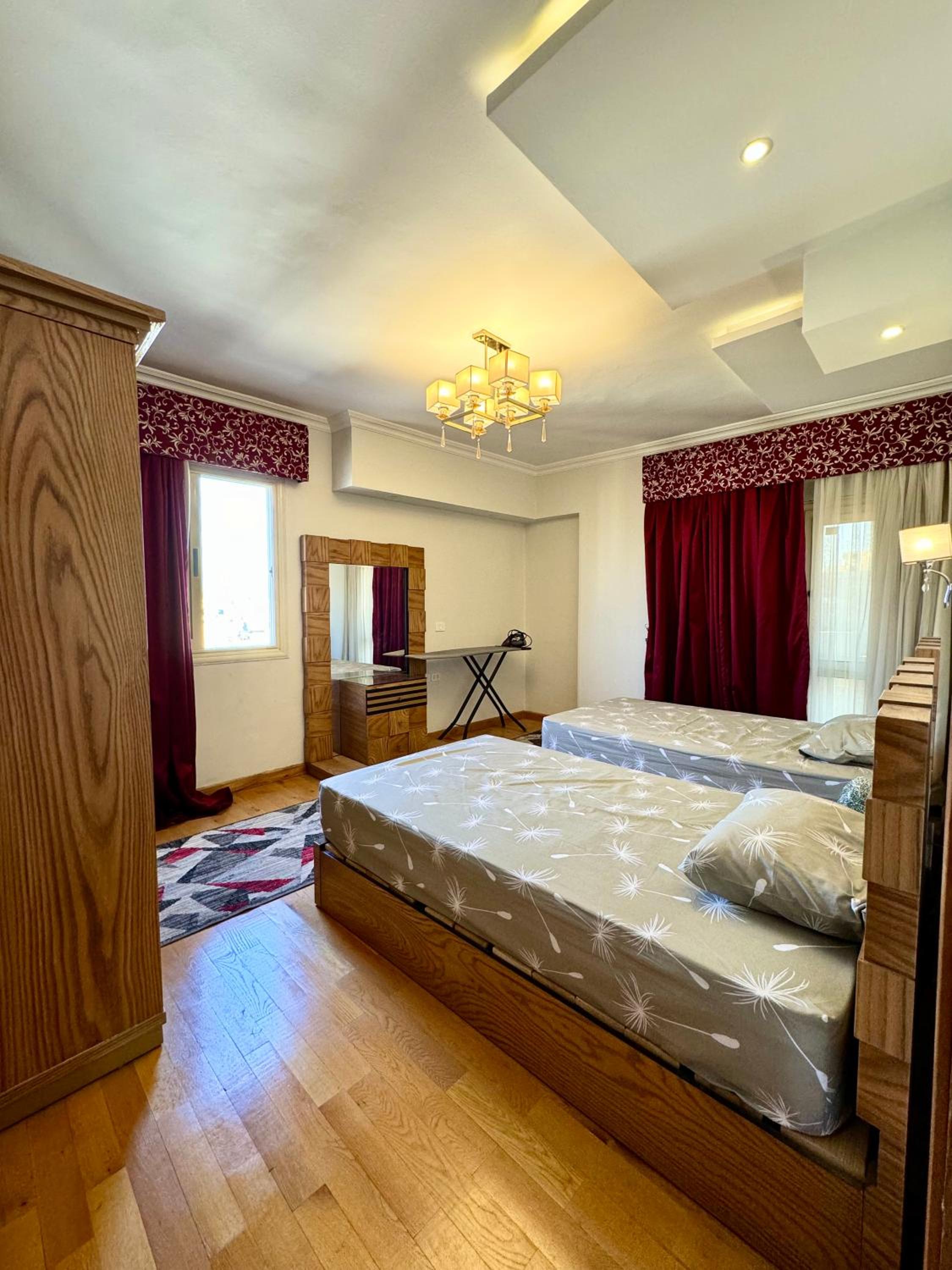 3BRS spacious apt, Nasr city