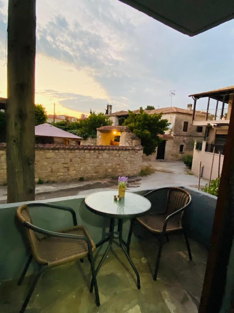 Alexandros Apartments