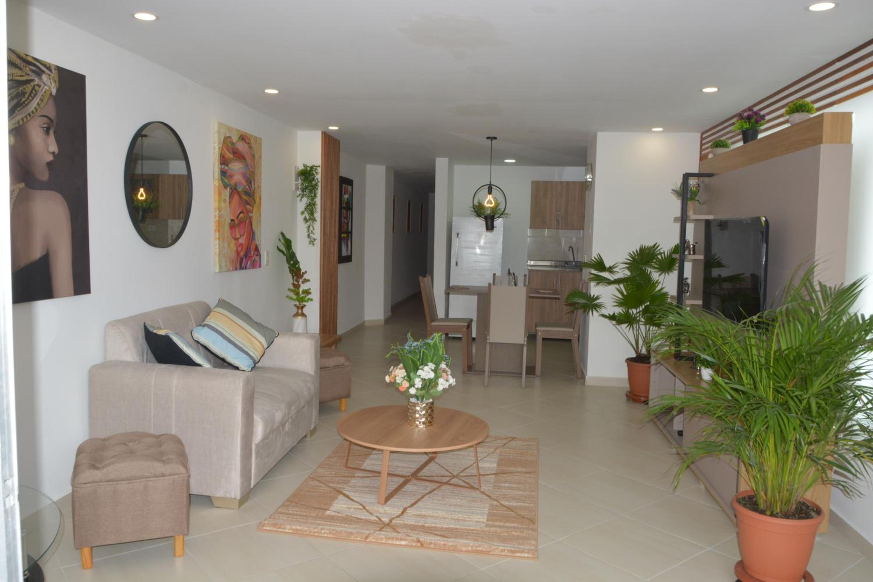 Moderno y céntrico apartamento con impresionantes vistas a la montaña 202