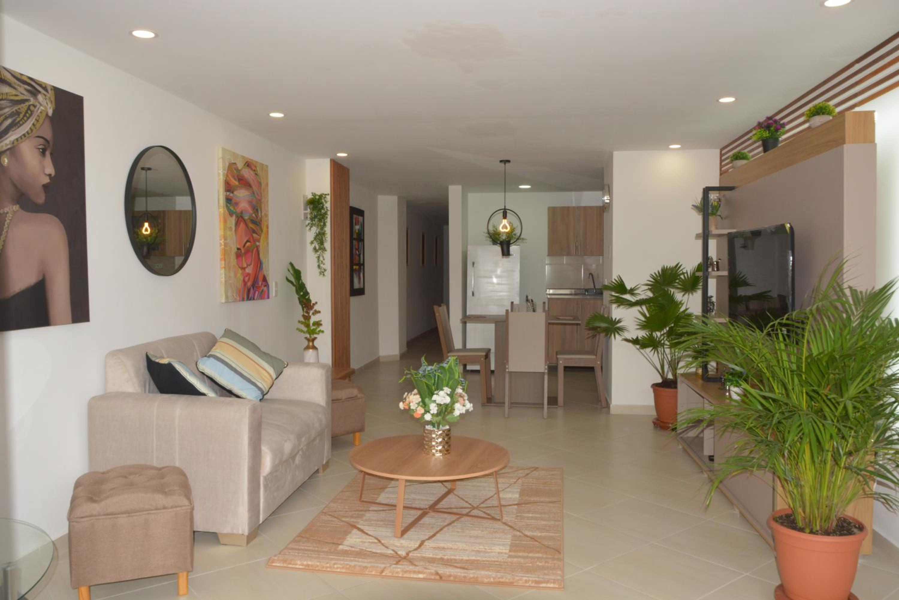 Moderno y céntrico apartamento con impresionantes vistas a la montaña 202
