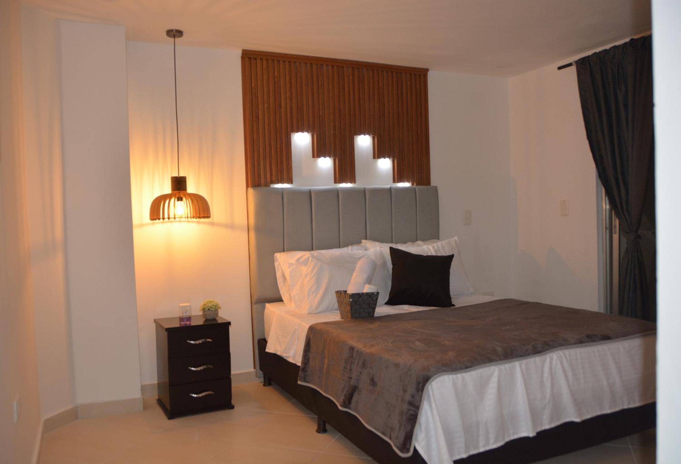 Moderno y céntrico apartamento con impresionantes vistas a la montaña 202