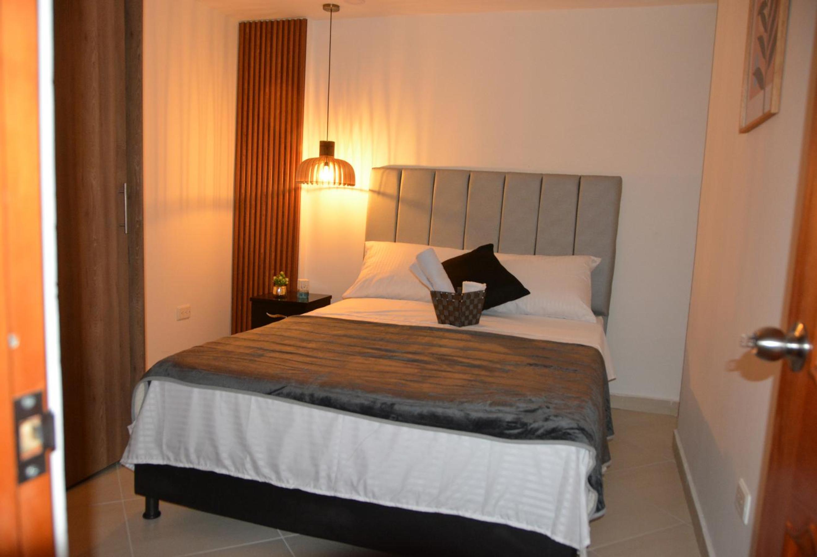 Moderno y céntrico apartamento con impresionantes vistas a la montaña 202