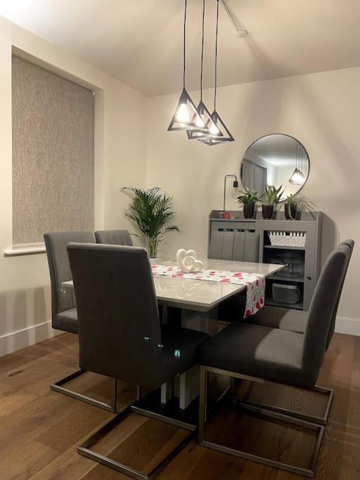 London Southgate 2bed Apartment