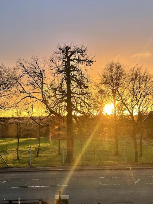 London Southgate 2bed Apartment