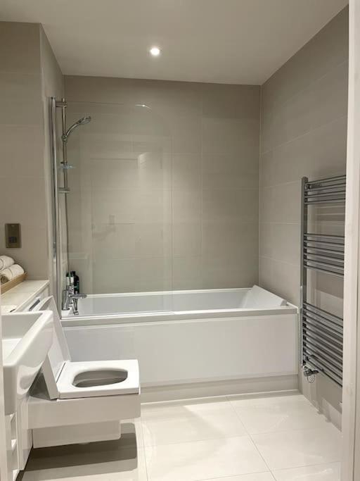 London Southgate 2bed Apartment