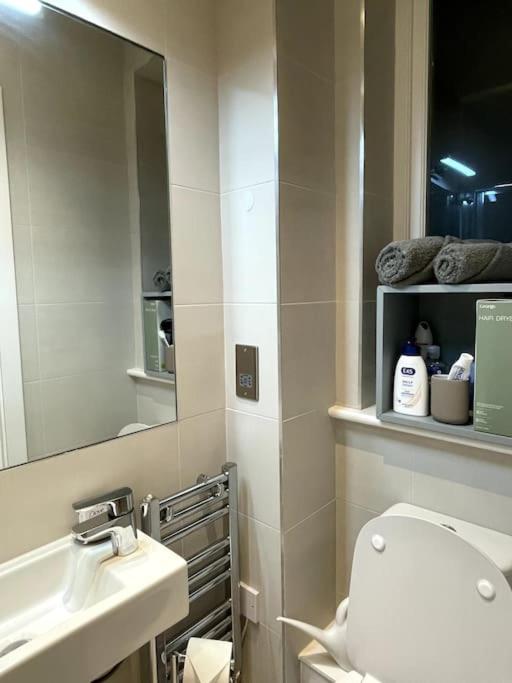 London Southgate 2bed Apartment