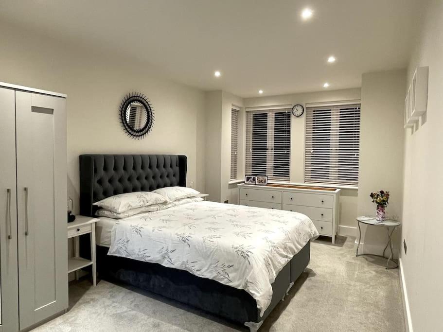 London Southgate 2bed Apartment
