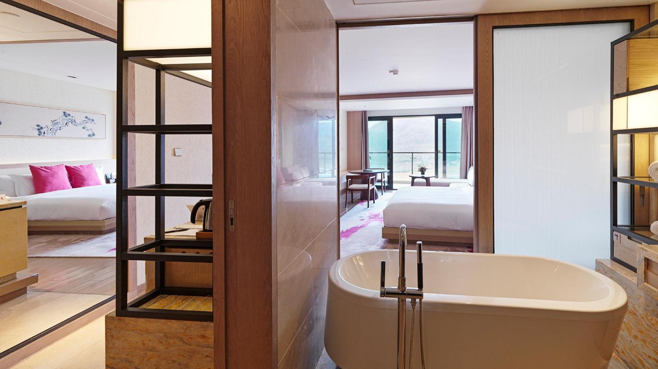 Crowne Plaza Ningbo Xiangshan Sea View by IHG