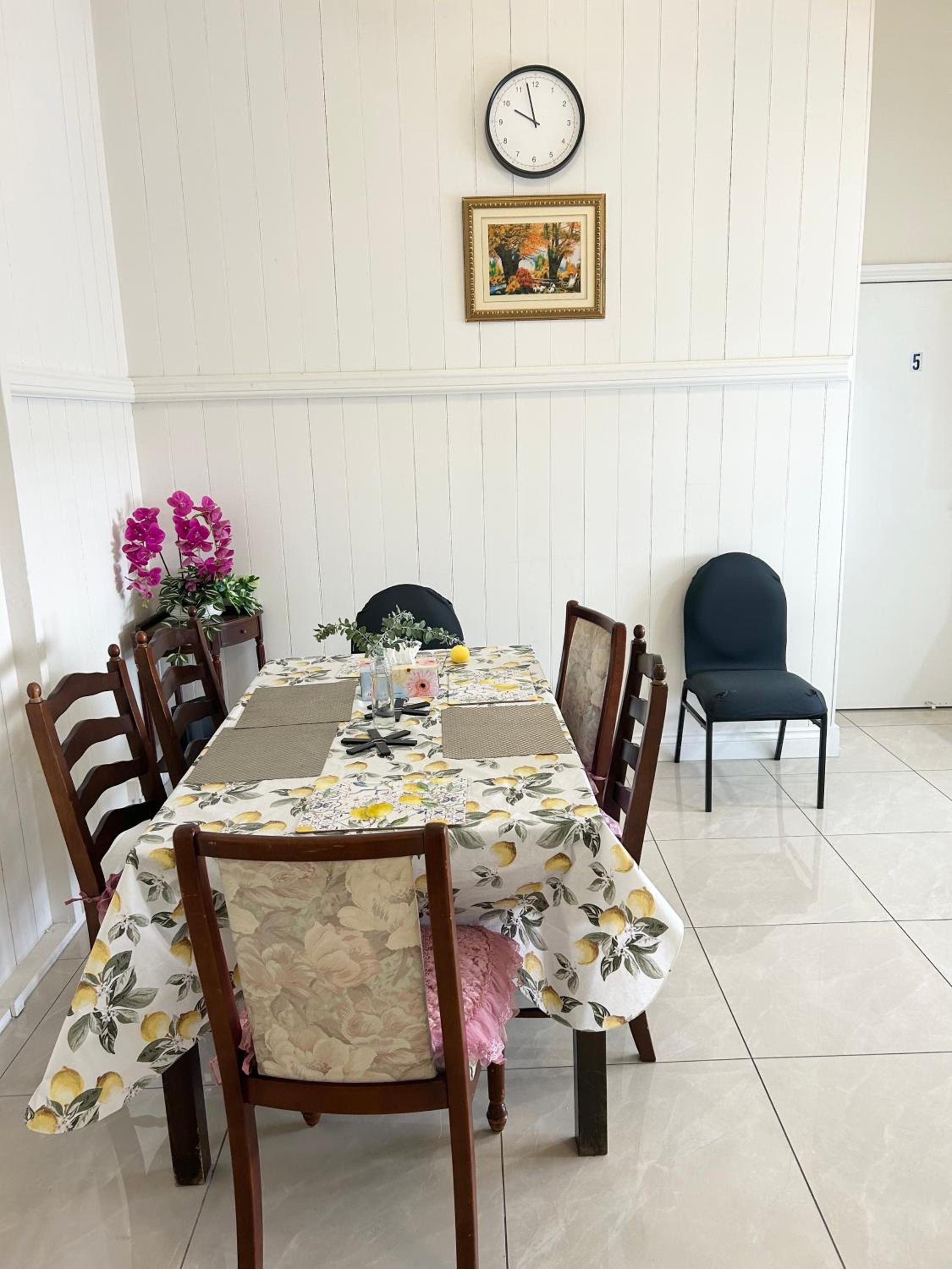 dining