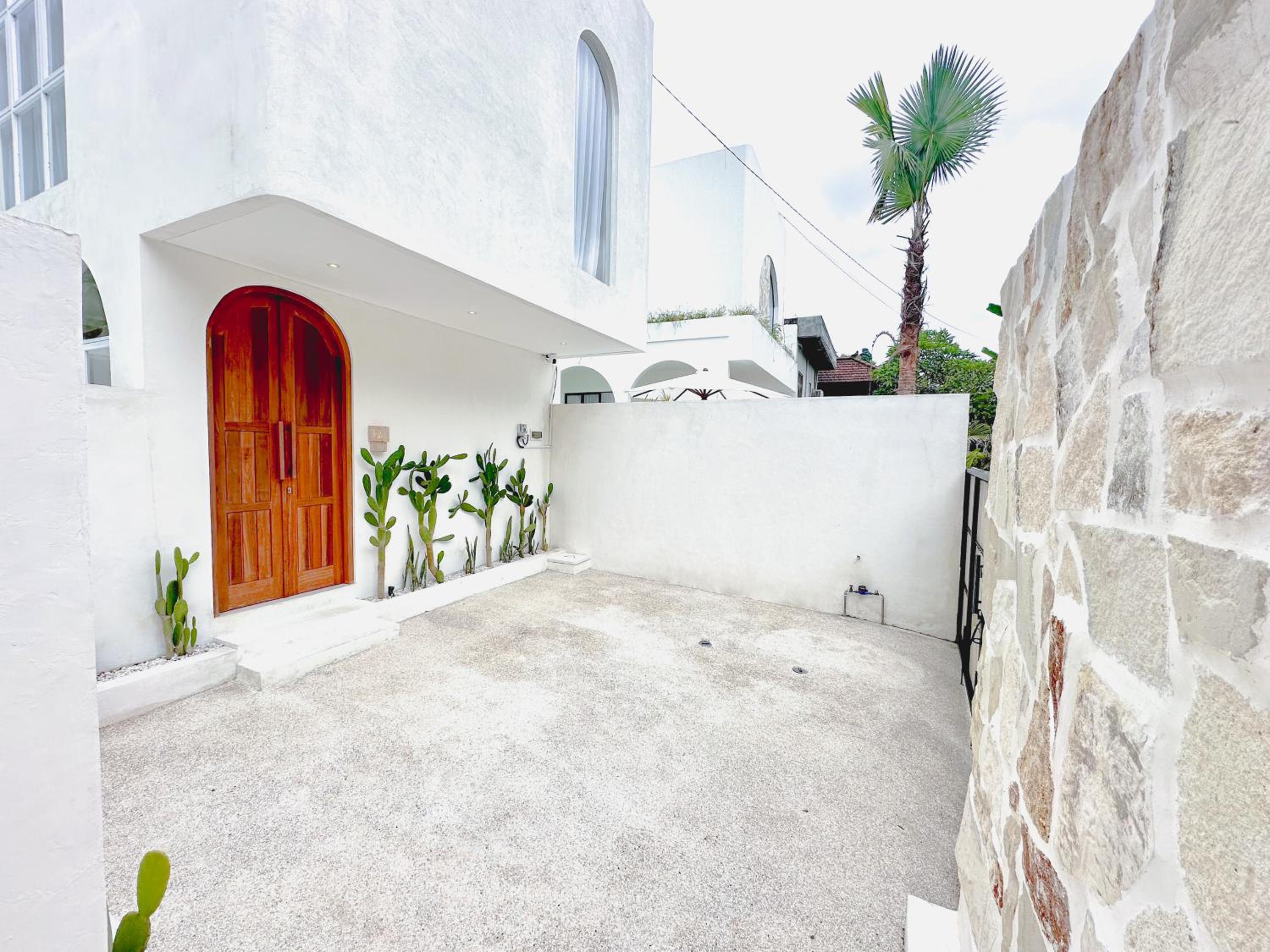Close to Jimbaran Beach, 3BR with Private Pool view 5
