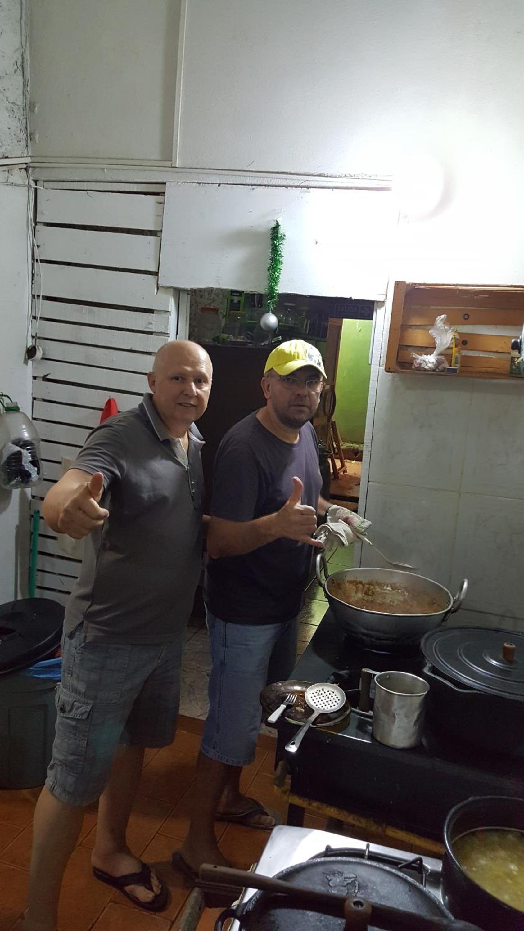 Hotel y Residencial Amigos